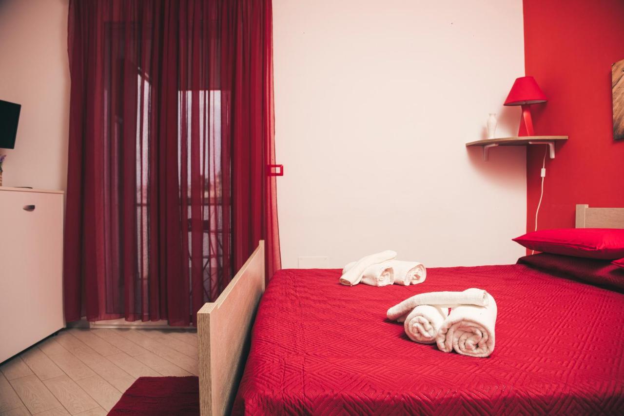 Corso Italia Rooms By Ap Apartment Gallipoli Bagian luar foto